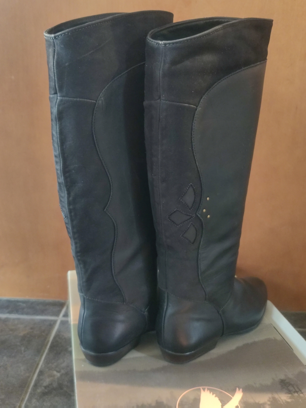 🖤 Santana Canada Boots - HOPE